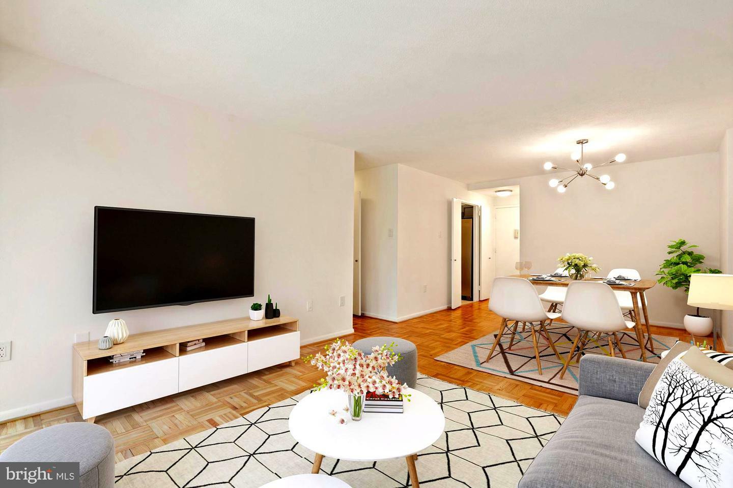 Property Photo: 700 7th Street SW 507 DC 20024