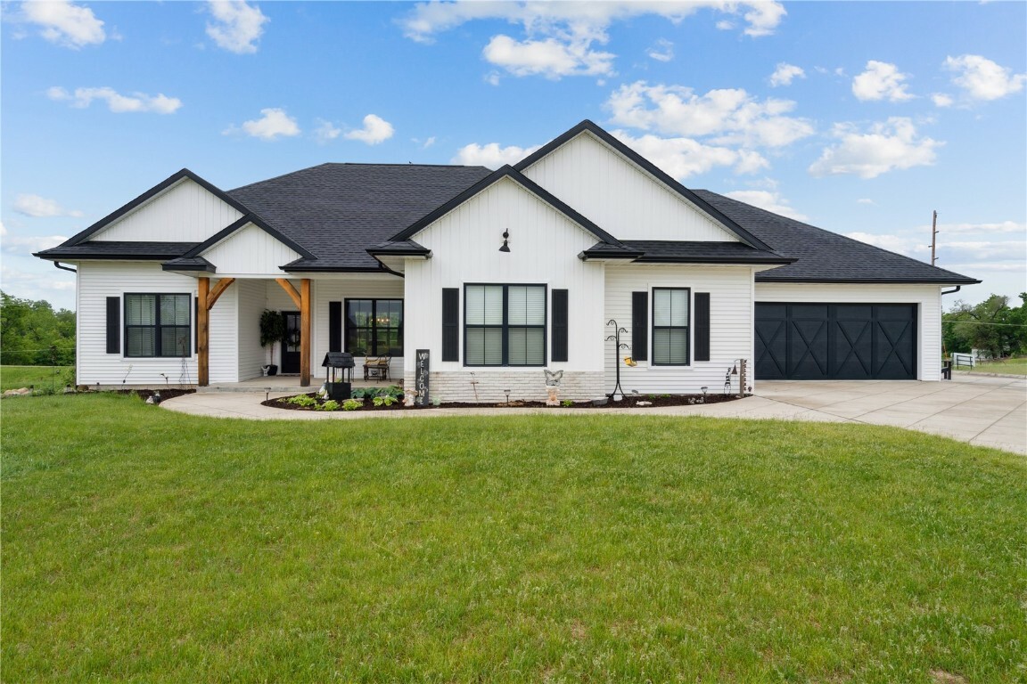 Property Photo: 9243 Feather Ridge Pass IA 52411