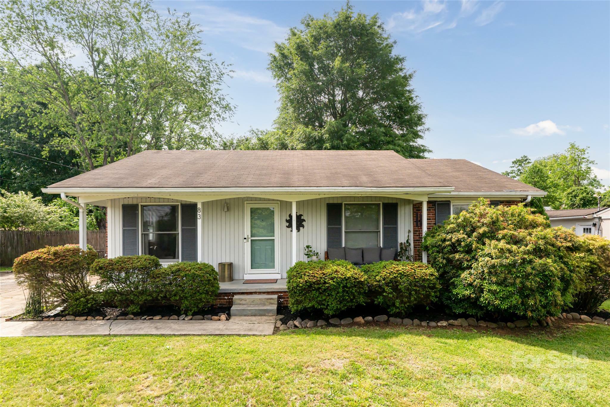 Property Photo: 83 Skyview Terrace NC 28806