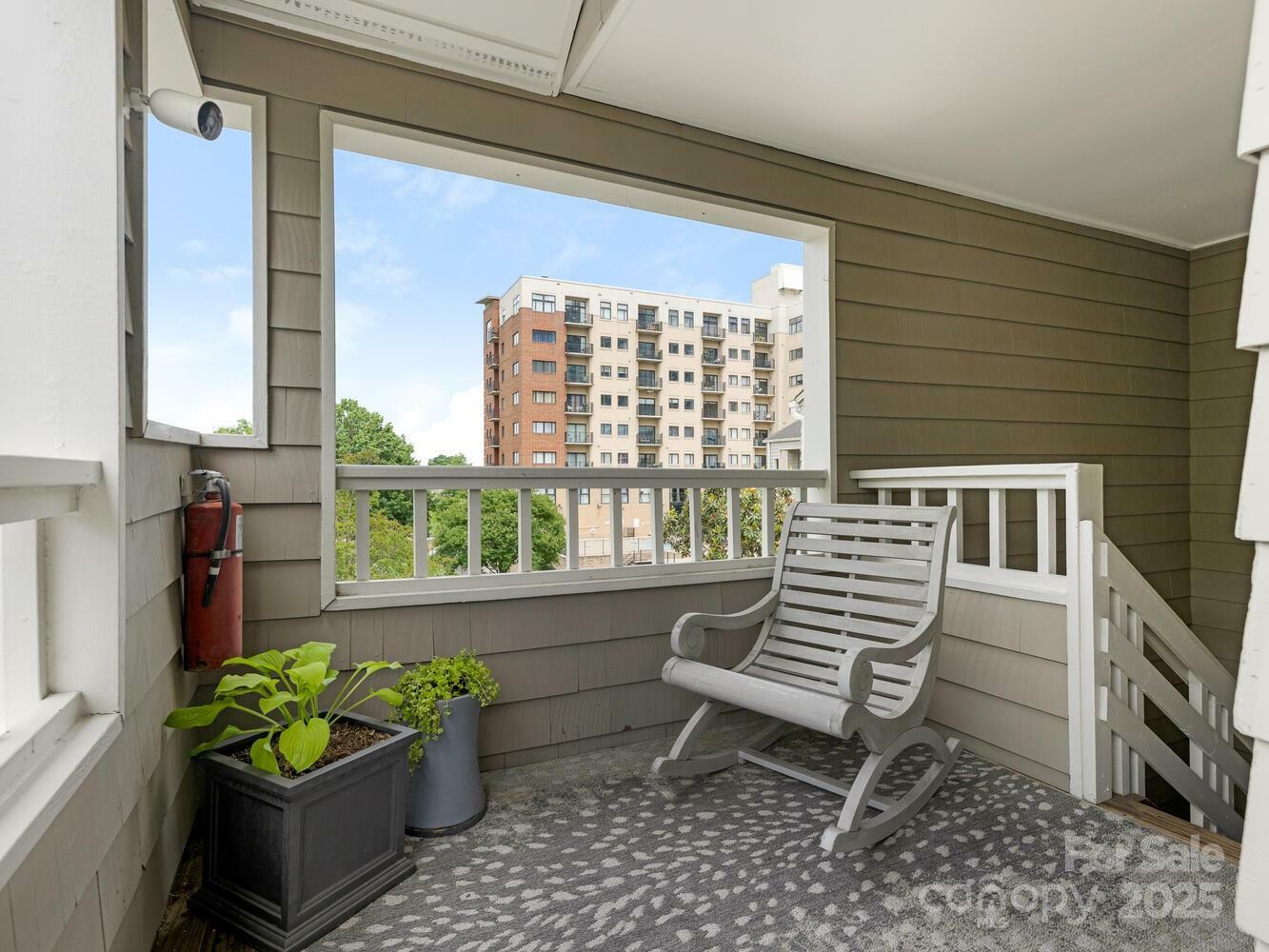 Property Photo: 212 W 10th Street 3 NC 28202