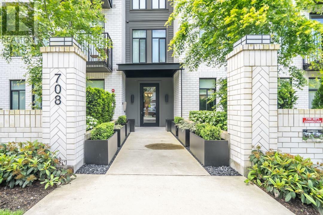 Property Photo: 708 Edgar Avenue 209 BC V3K 0H3