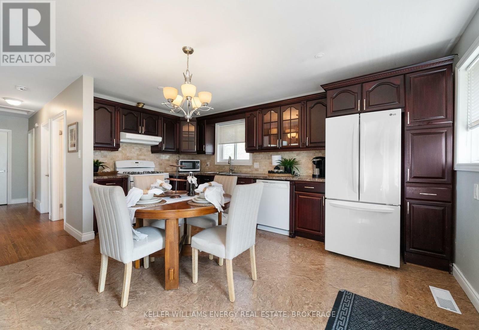 Property Photo:  121 Harmony Road South  ON L1H 6T4 