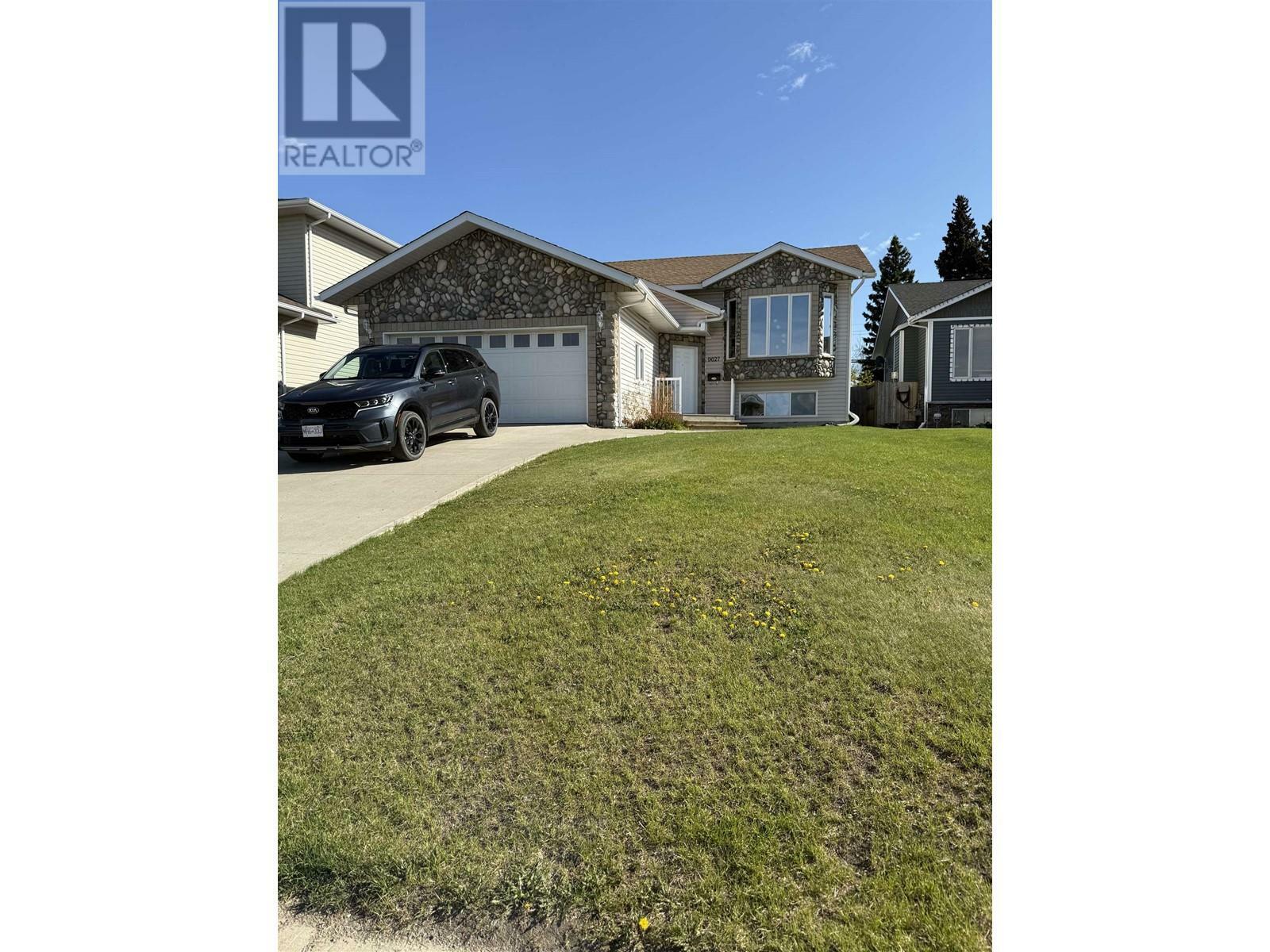 9627 113 Avenue  Fort St. John BC V1J 7J1 photo