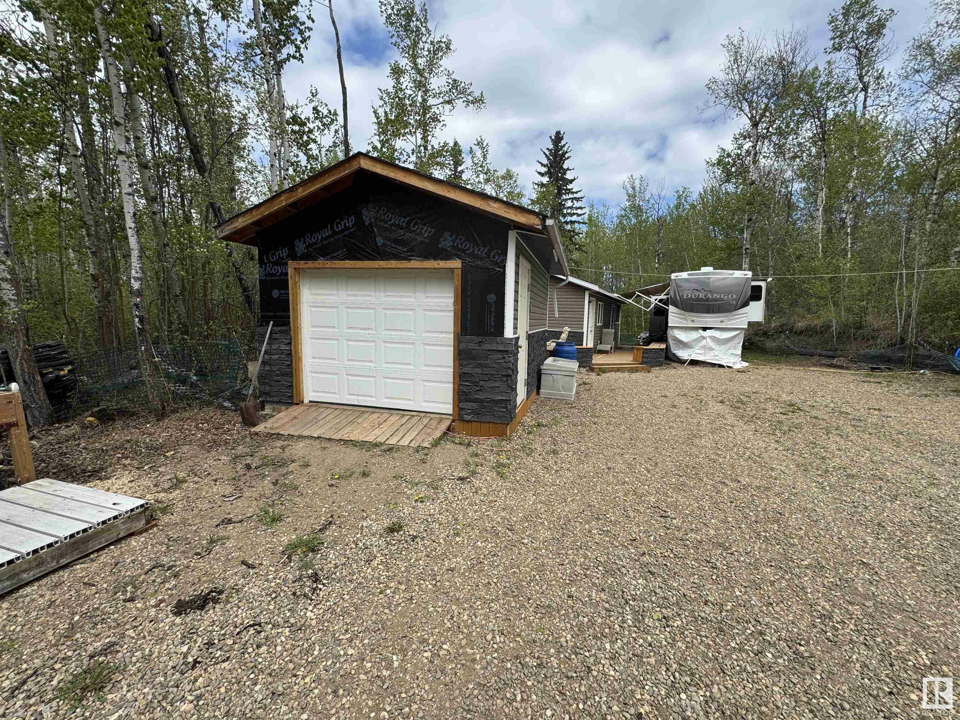 Property Photo: 118 60201 Rg Rd 122 AB T0A 3A0