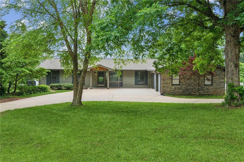 Property Photo: 2055 Cactus Lane GA 30040