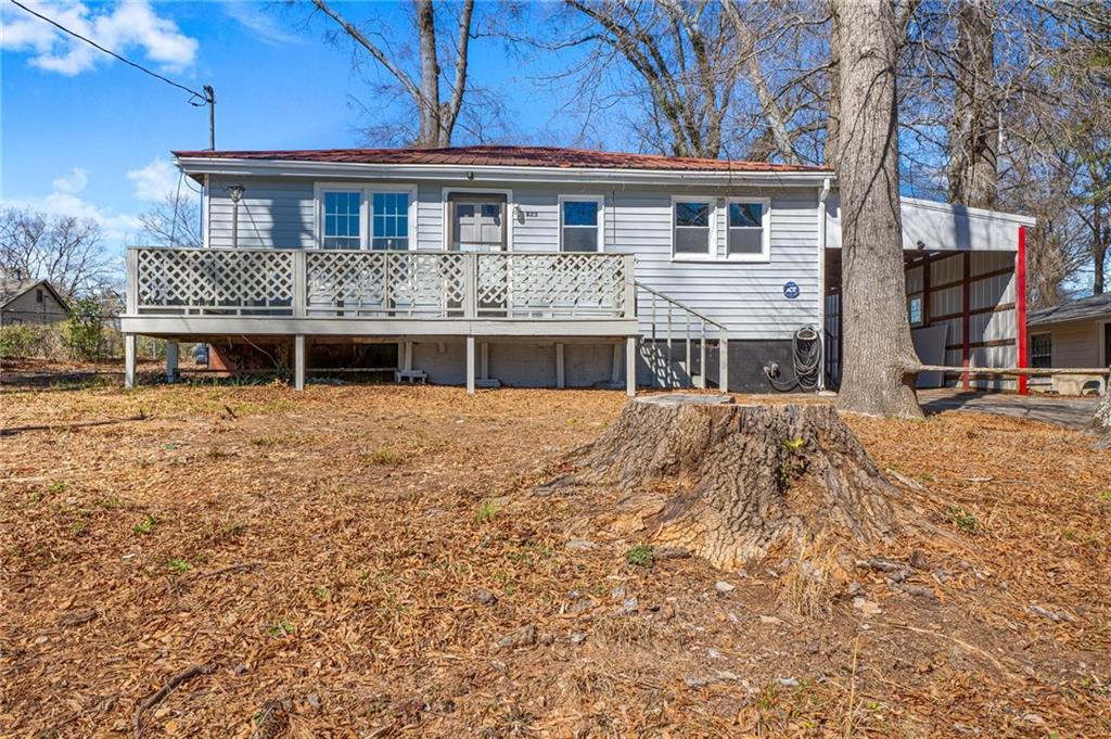 Property Photo: 823 E Tinsley Street GA 30223