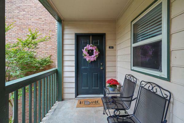 Property Photo:  212 Brittany Court  GA 30096 