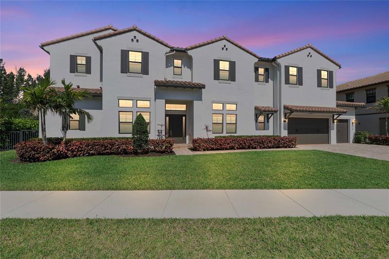 Property Photo: 9015 W Parkland Bay Trl FL 33076