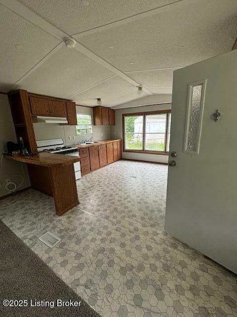 Property Photo: 345 Hemlock Dr KY 40165