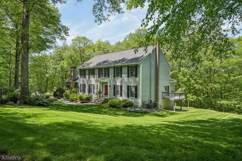 Property Photo: 33 Bel Air Dr NJ 07871