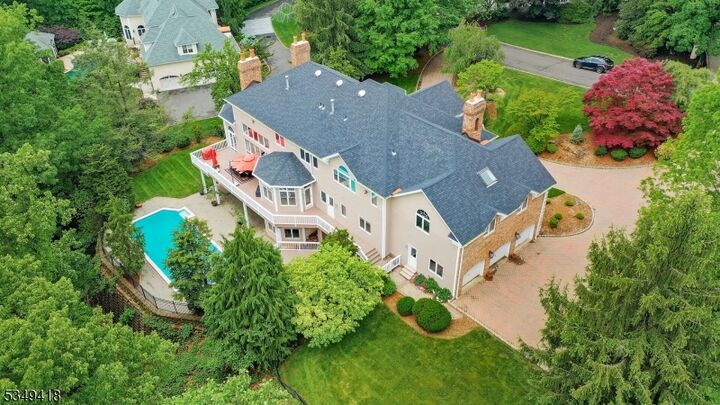 Property Photo: 24 Glenview Dr NJ 07059