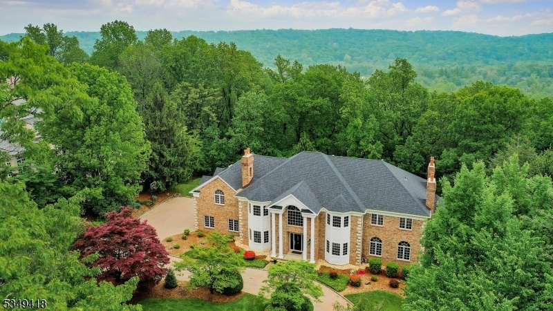 Property Photo: 24 Glenview Dr NJ 07059