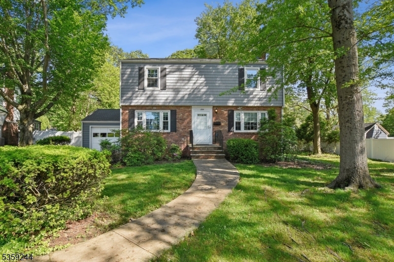 1700 King St  Scotch Plains Twp. NJ 07076 photo