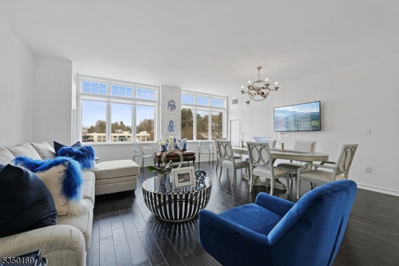 Property Photo: 616 South Orange Ave 7F NJ 07040
