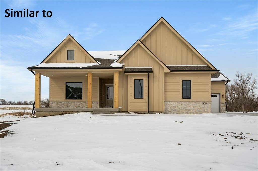 Property Photo: 211 SW 18th Street IA 50023
