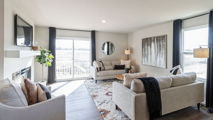 Property Photo: 2621 SE Creekhill Way IA 50265