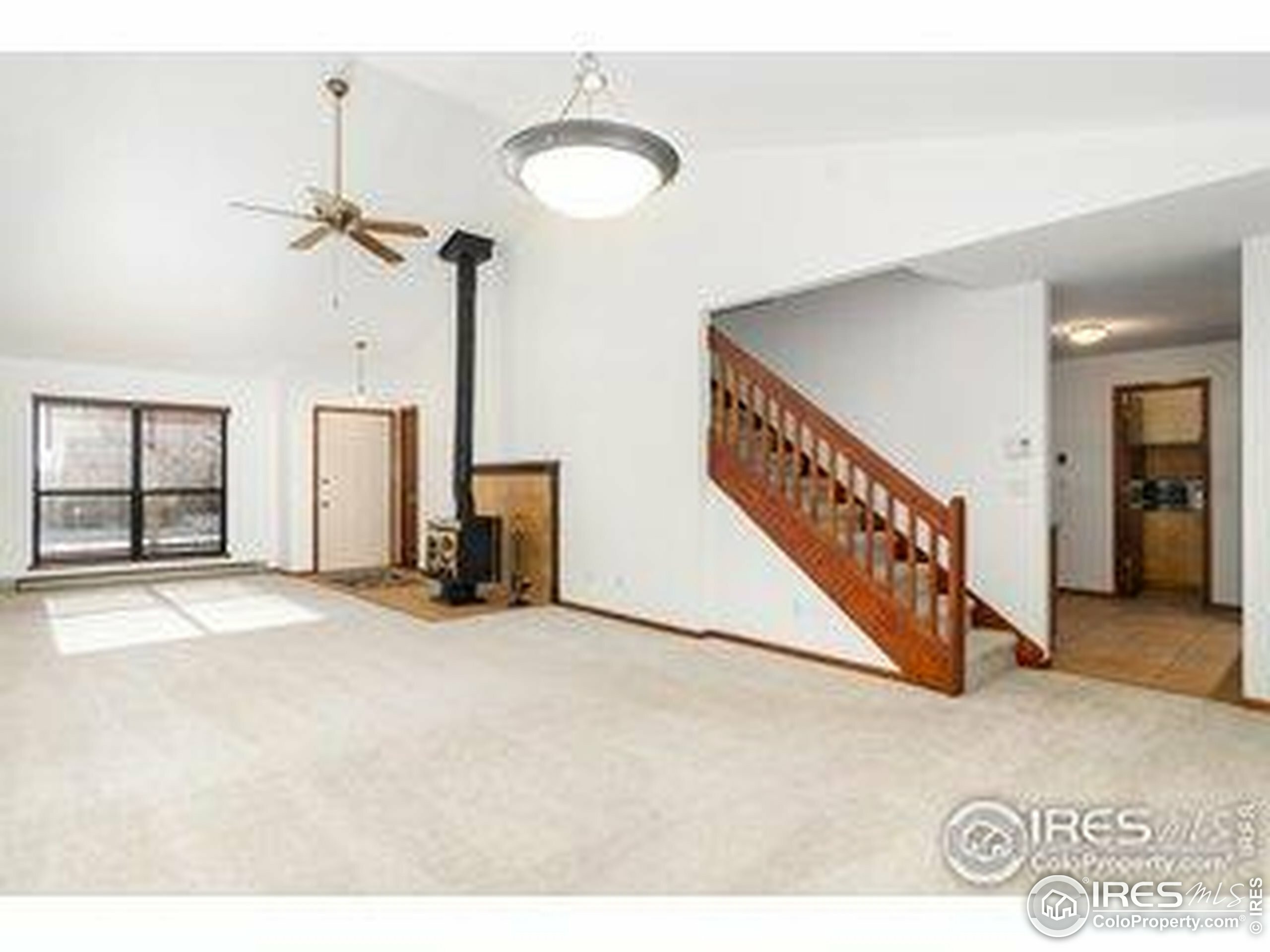 Property Photo: 960 Shire Ct CO 80526