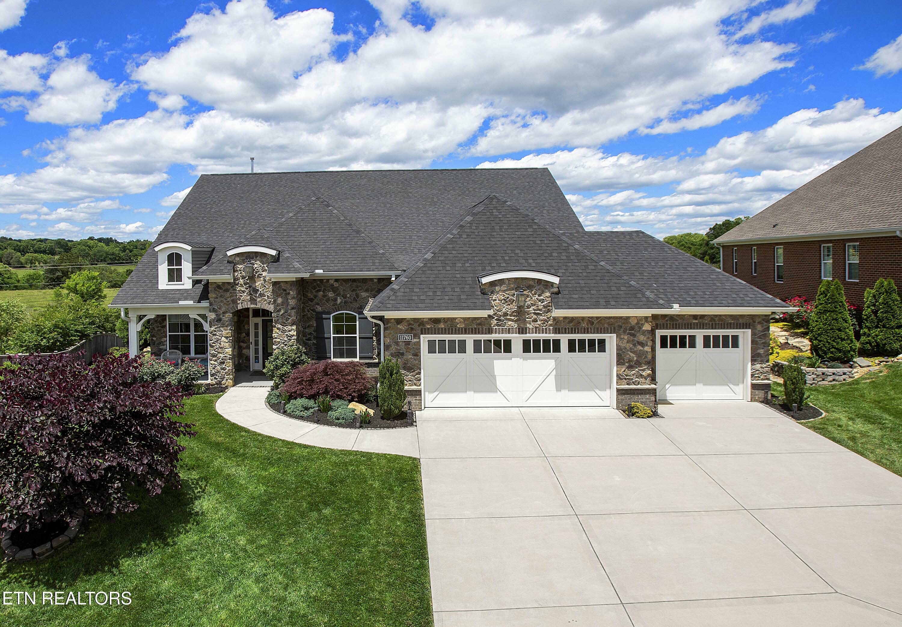 Property Photo: 11760 Boston Ivy Lane TN 37932