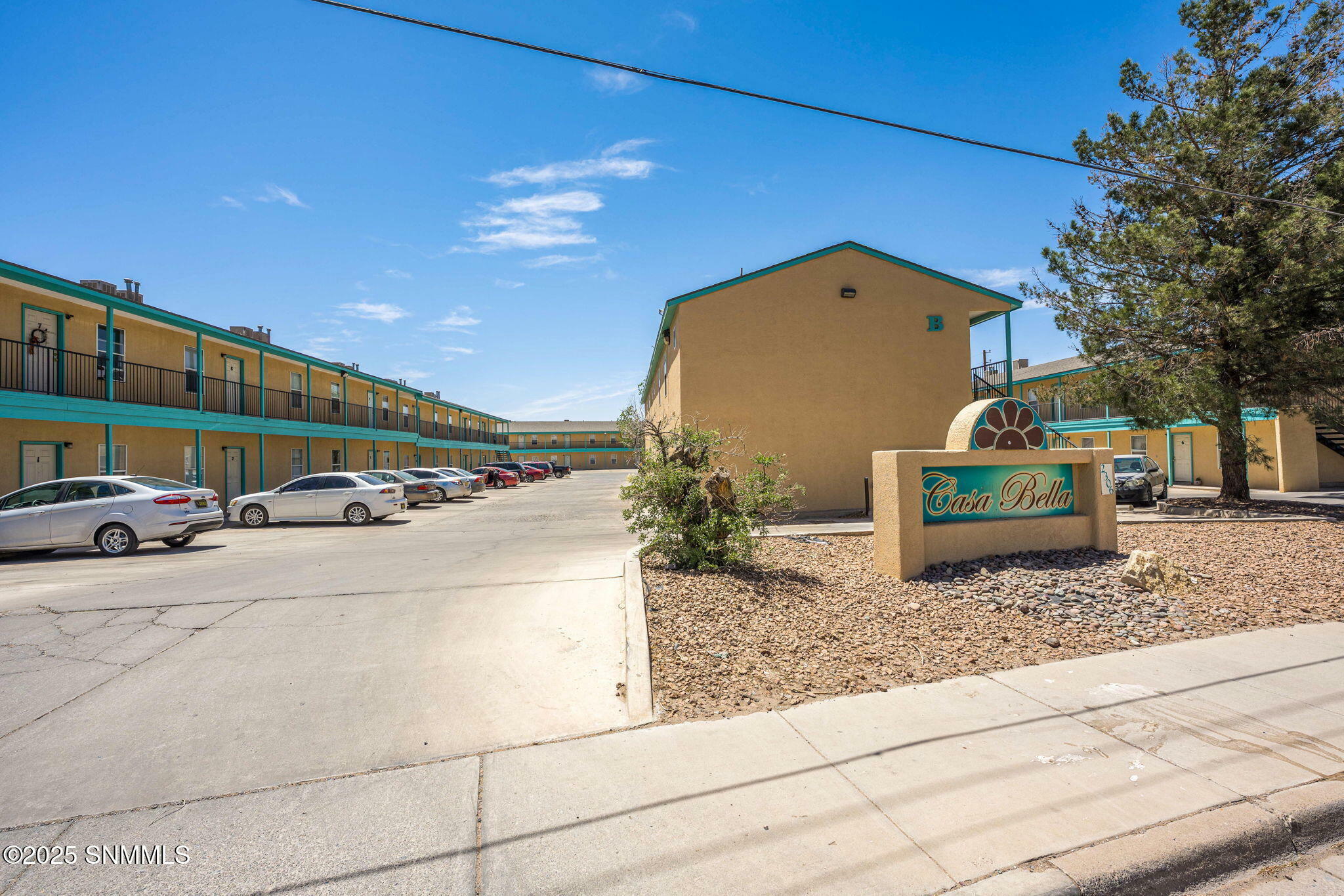 Property Photo: 2306 S Espina Street NM 88001