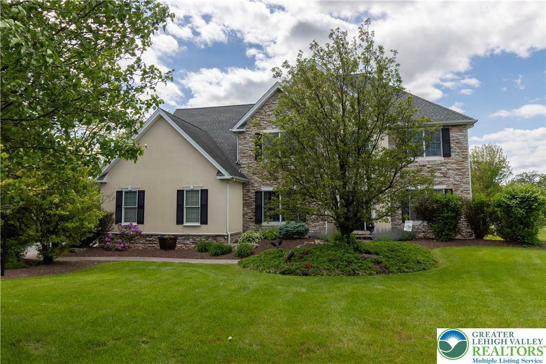 7021 Lehigh Court  Upper Macungie Twp PA 18106 photo