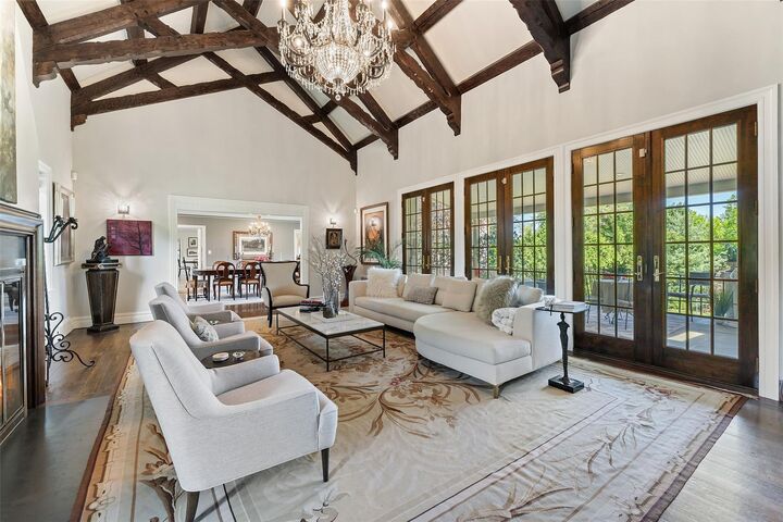 Property Photo: 18 Castle Walk NY 10583