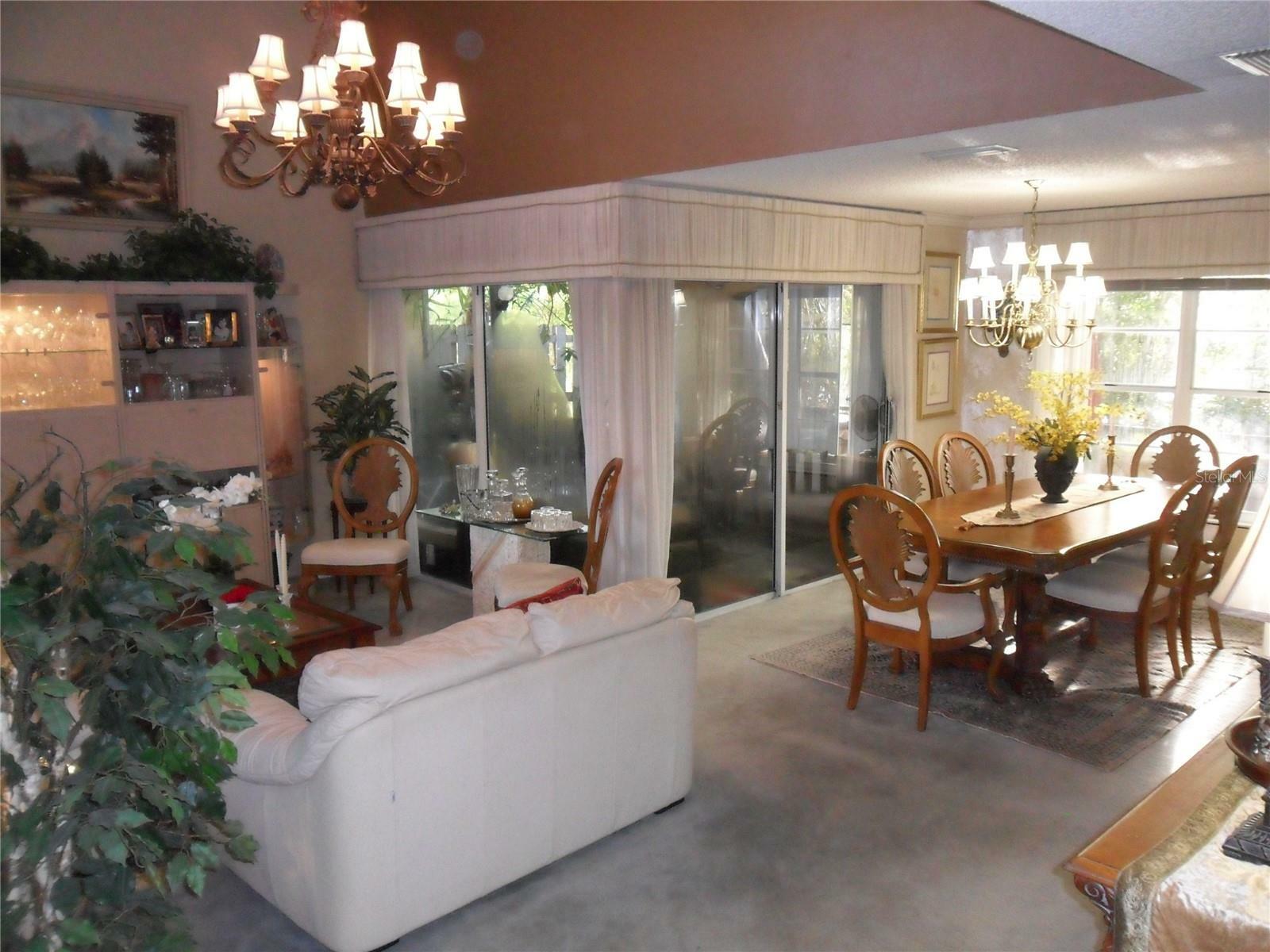 Property Photo: 10087 NW 55th Terrace FL 33178