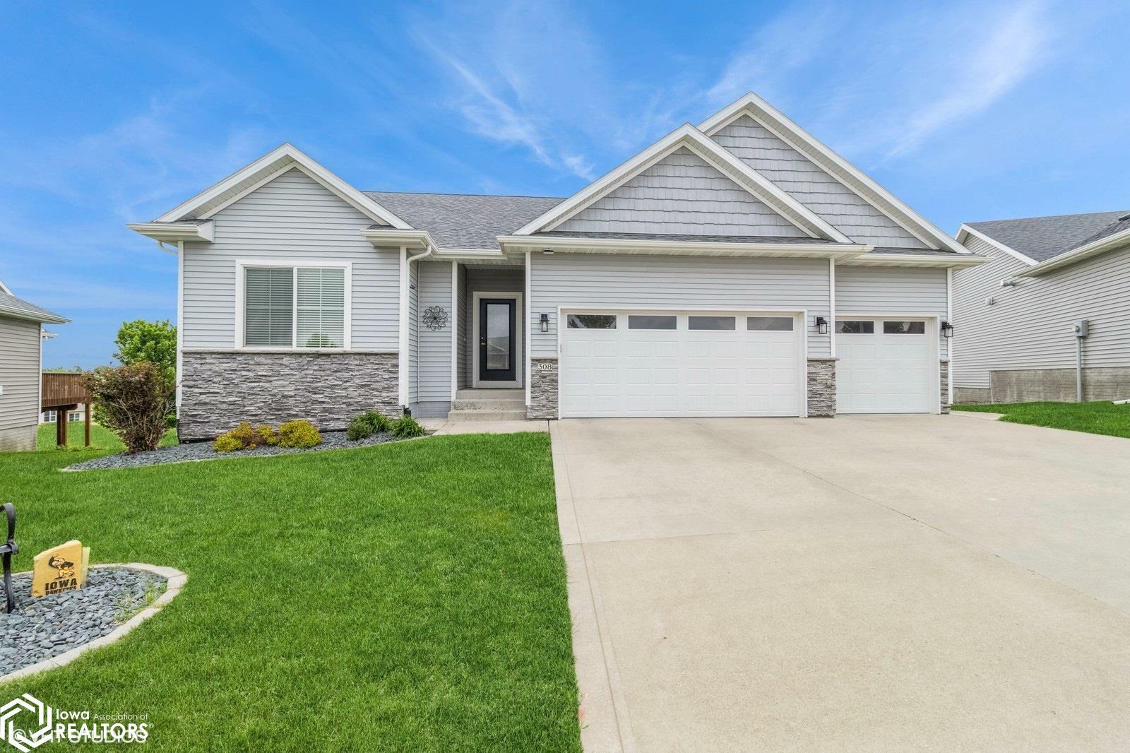 Property Photo: 308 Carson Drive IA 50158