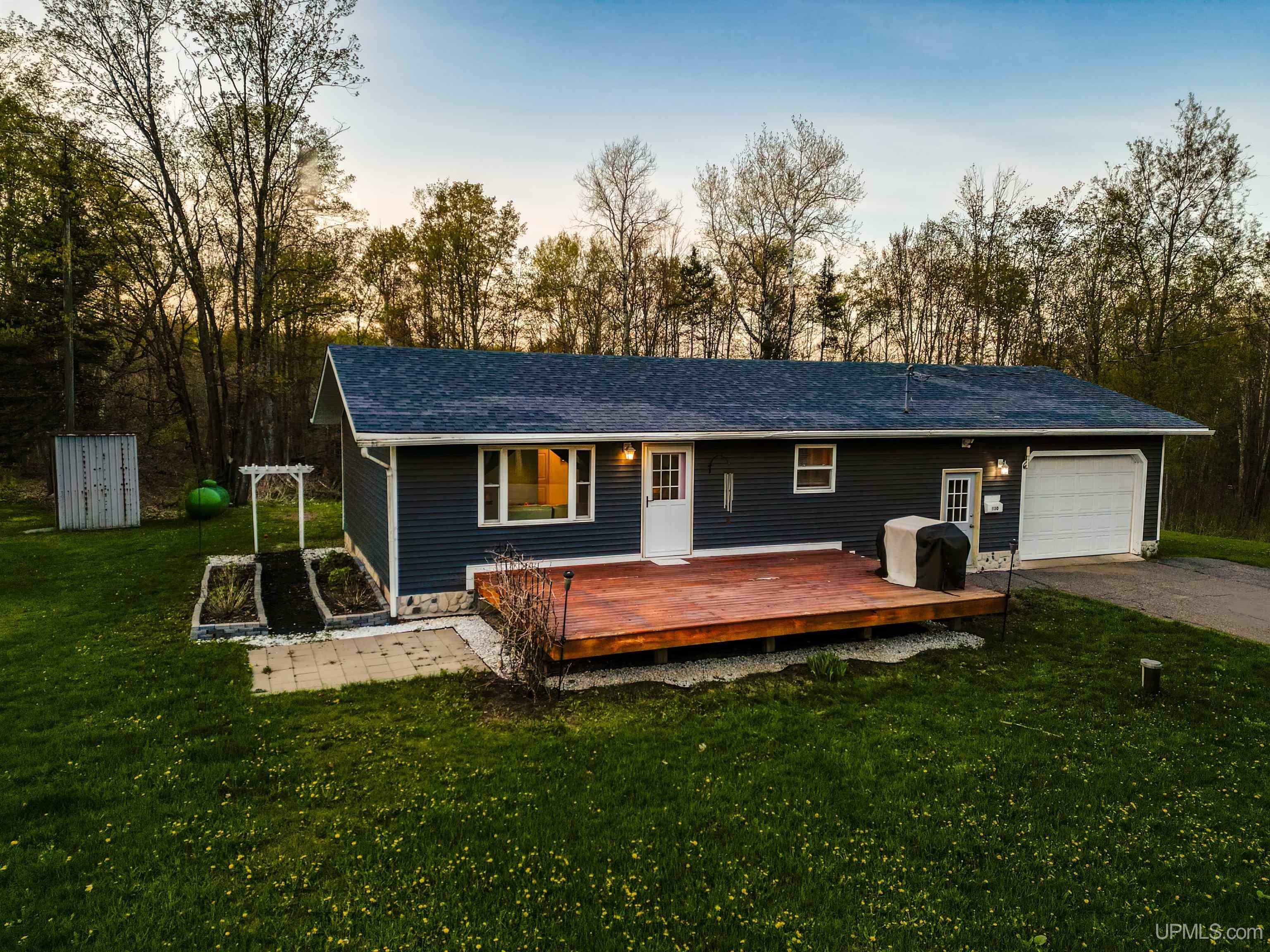 Property Photo:  930 Co Rd Ppr Road  MI 49849 