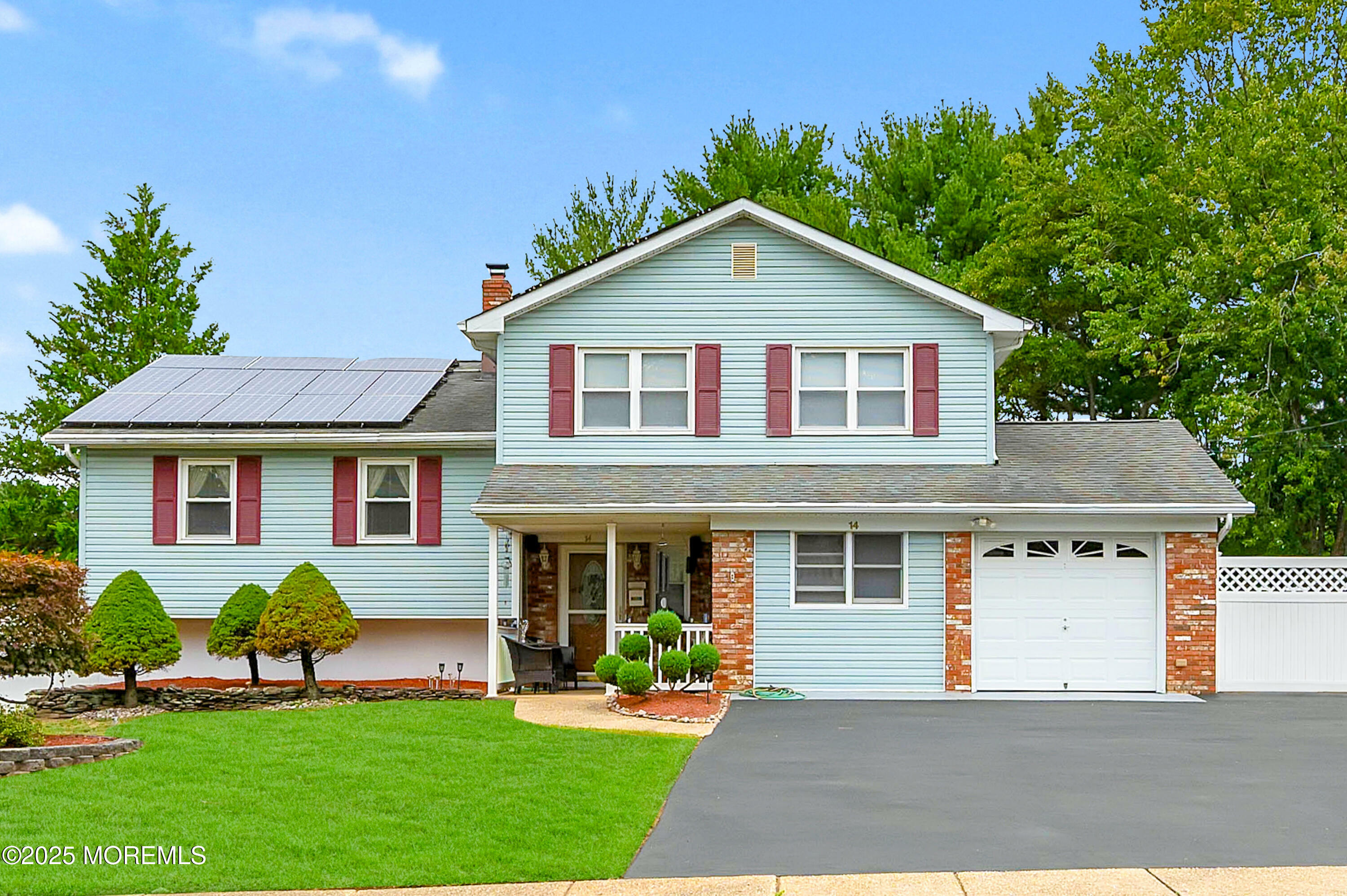 14 N Longview Road  Howell NJ 07731 photo