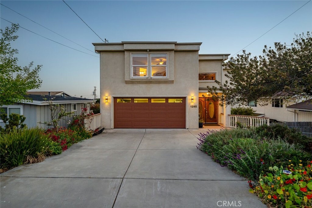 Property Photo:  1295 Clarabelle Drive  CA 93442 