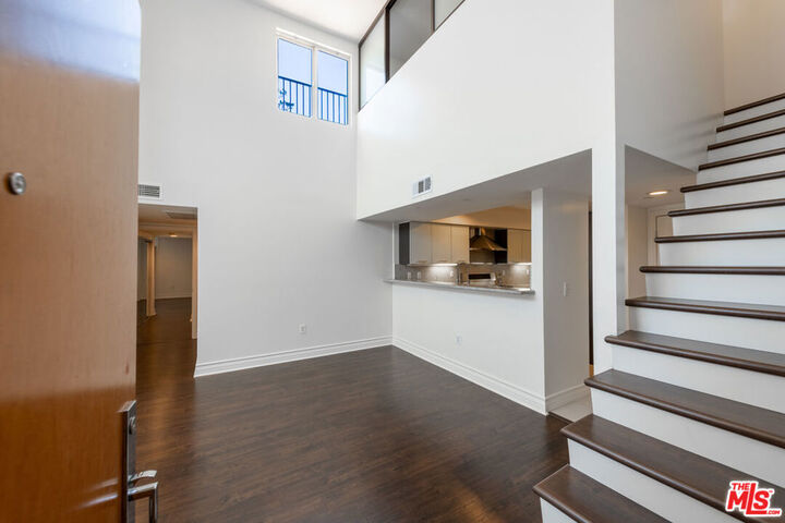 Property Photo:  1353 N Fuller Avenue Ph7  CA 90046 