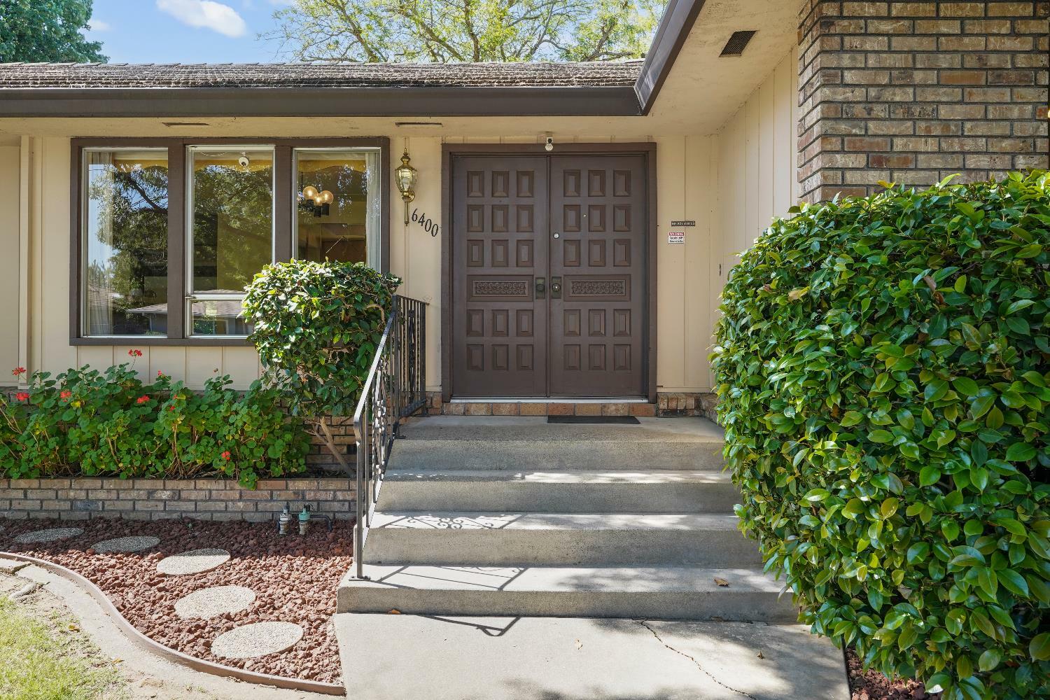 Property Photo: 6400 Scenic Oak Court CA 95608