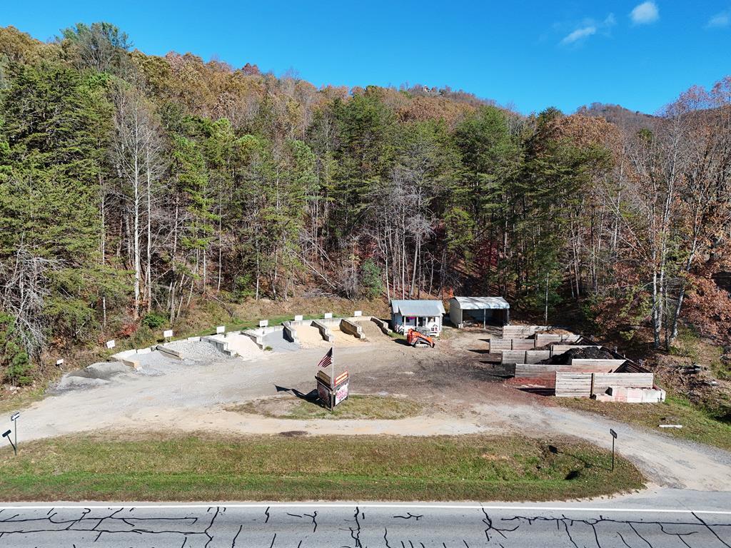 900 S Main Street  Hiawassee GA 30546 photo