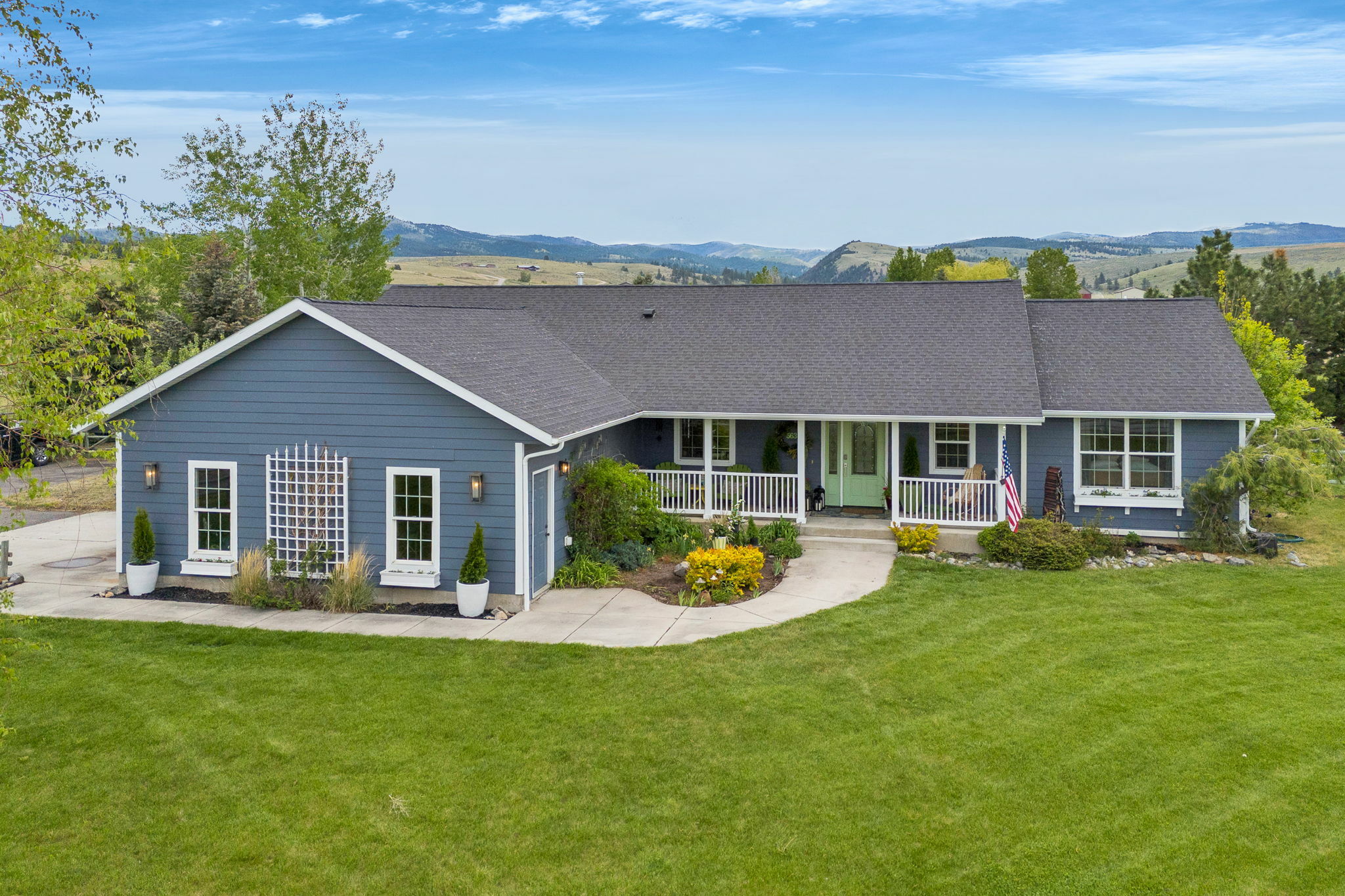 Property Photo: 5634 Fairview Lane MT 59833