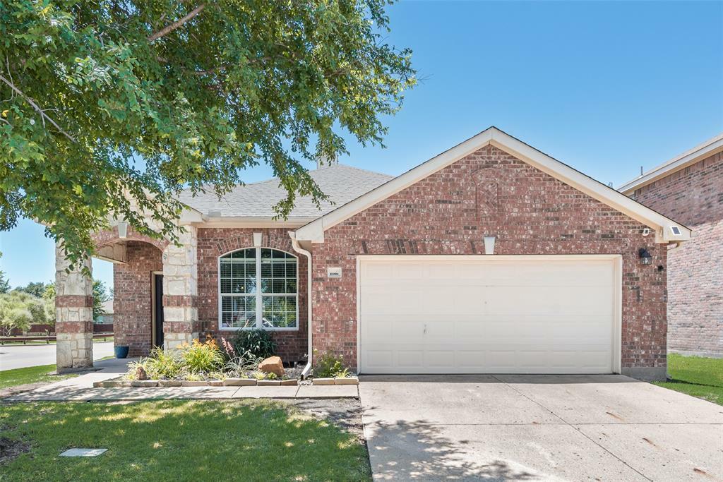 Property Photo: 1101 Mount Olive Lane TX 75126