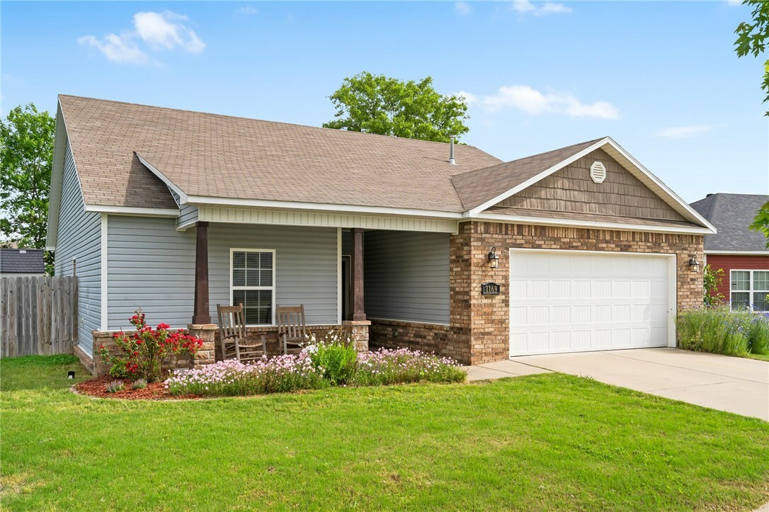 1169 S Springfield Drive  Fayetteville AR 72704 photo