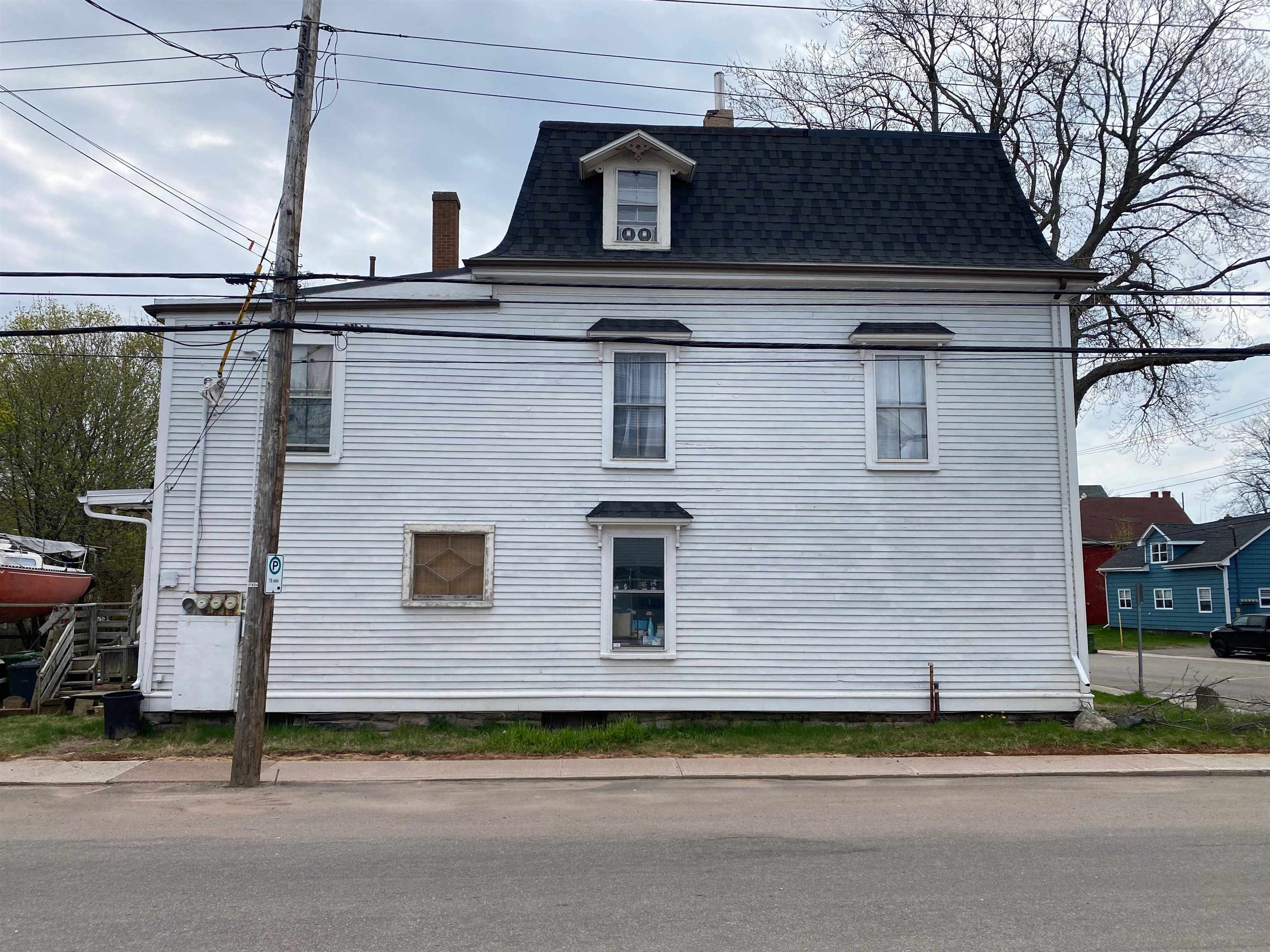 Property Photo: 240 Hillsborough Street PE C1A 4X1