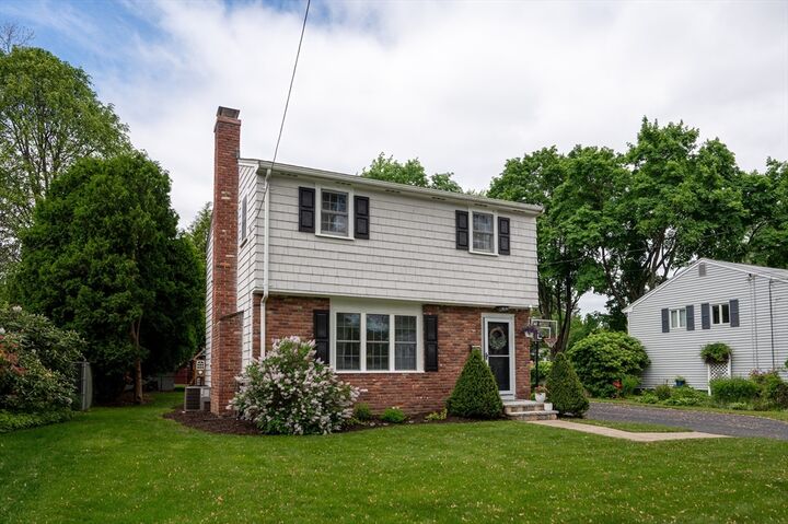 Property Photo: 67 Greenleaf Cir MA 01701