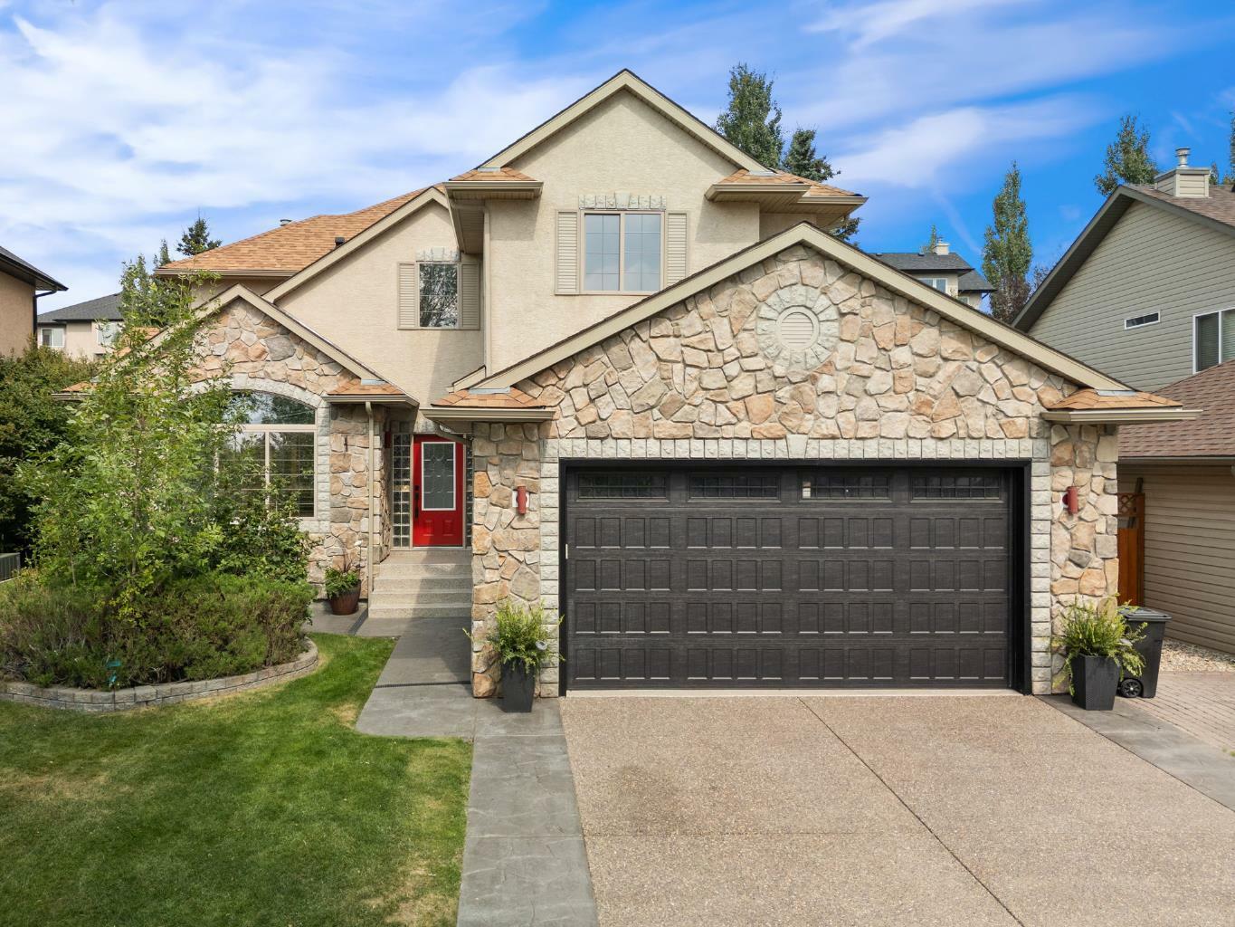 Photo de la propriété: 393 Banister Drive AB T1S 1W2