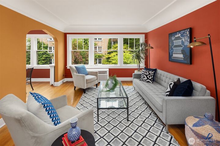 1605 E Olive Street 111  Seattle WA 98122 photo