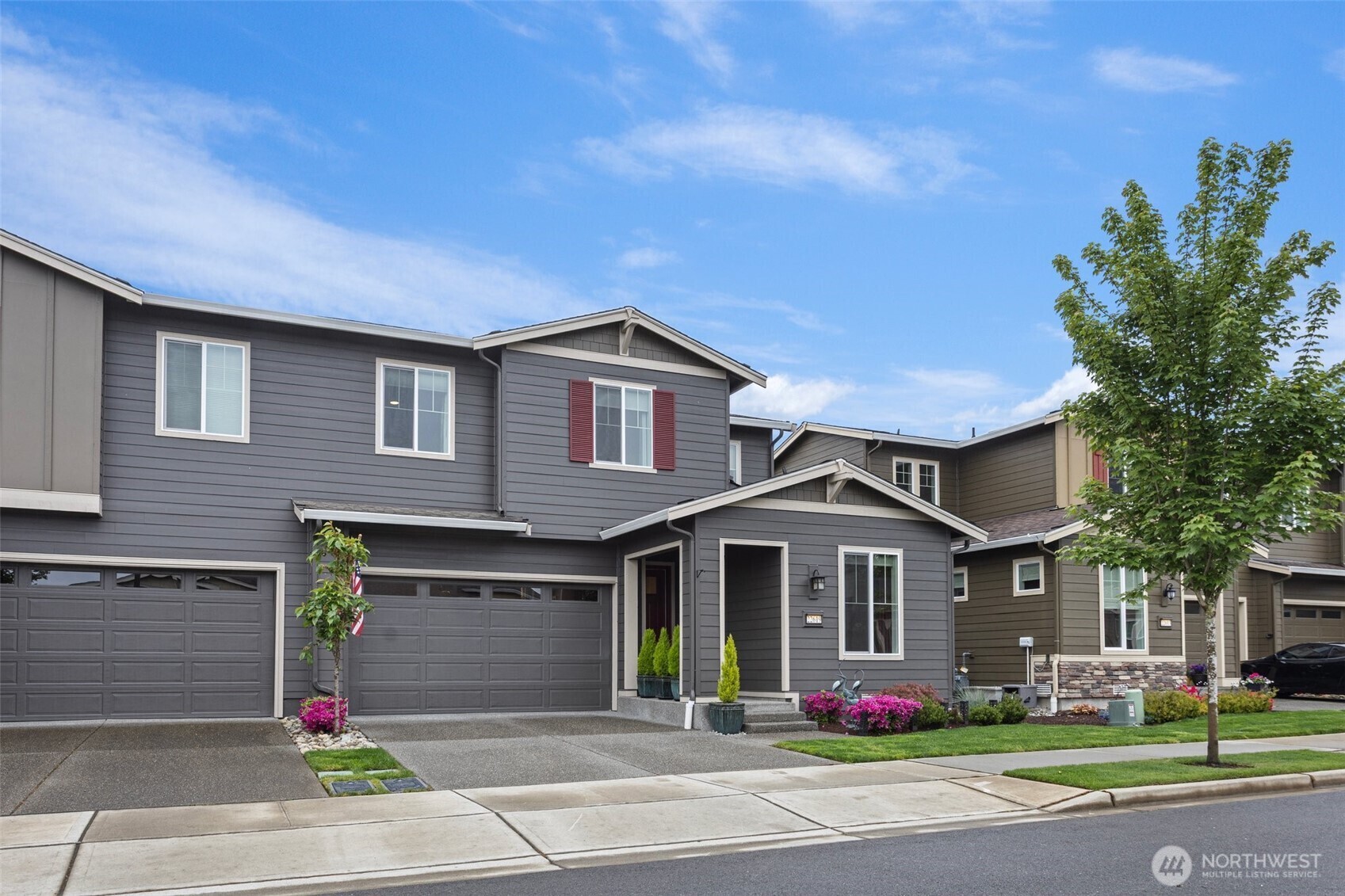 Property Photo: 22619 SE 237th Place WA 98038