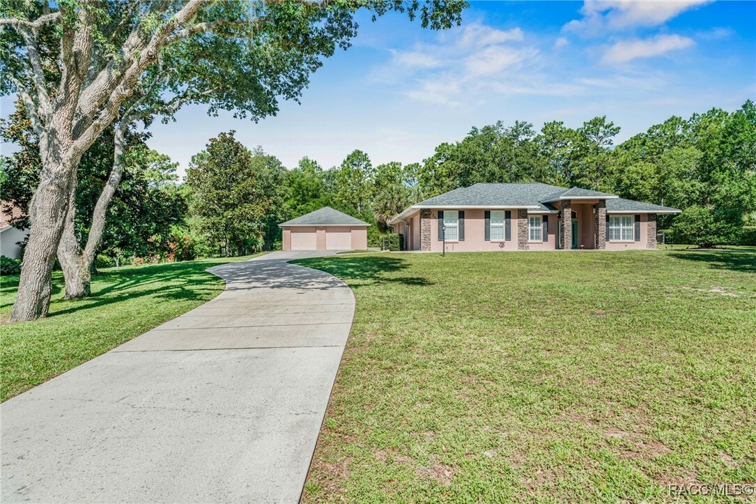Property Photo: 1282 N Rabeck Avenue FL 34461