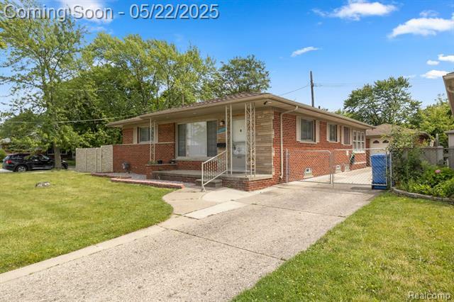 8043 Kinmore Street  Dearborn Heights MI 48127 photo