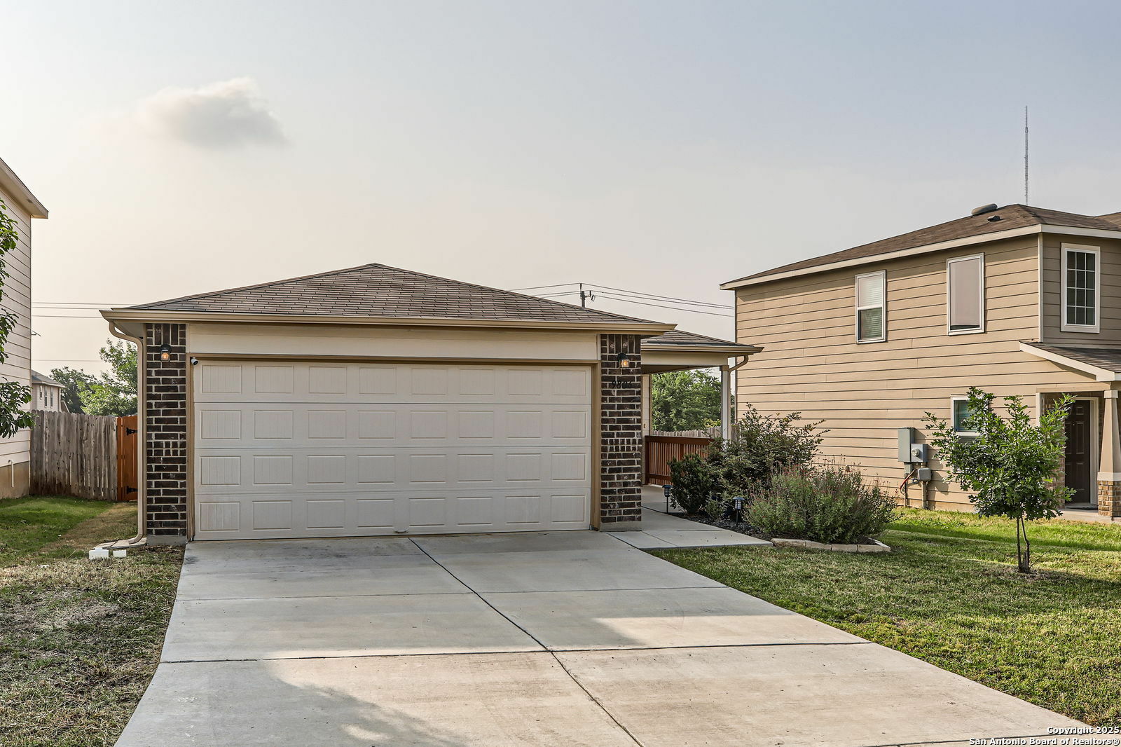 Property Photo: 9806 Silver Mist TX 78254