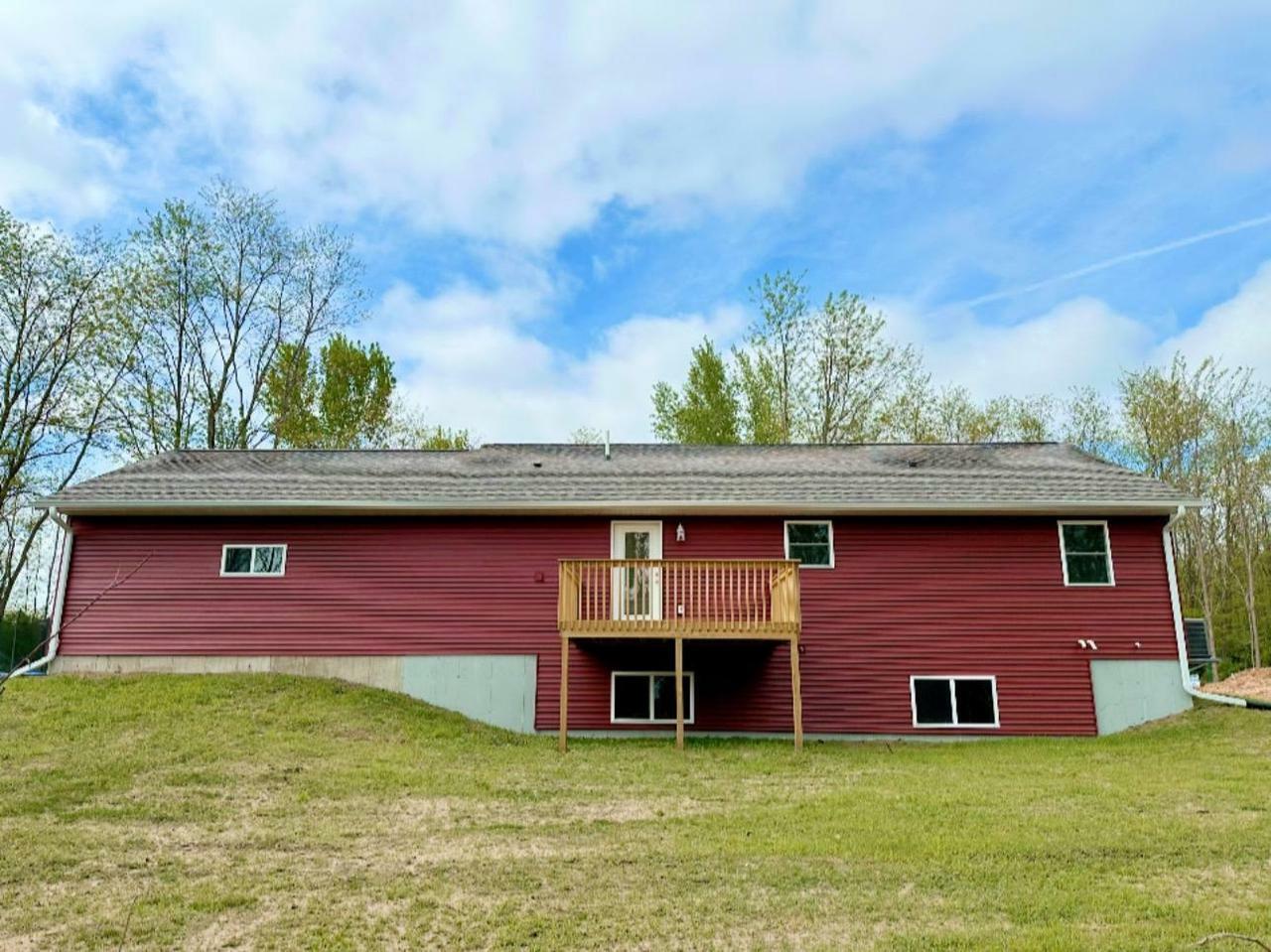 Property Photo: 513 Oak Grove Drive WI 54646