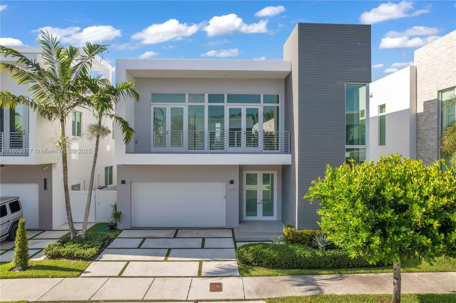 10553 NW 67th Ter  Doral FL 33178 photo