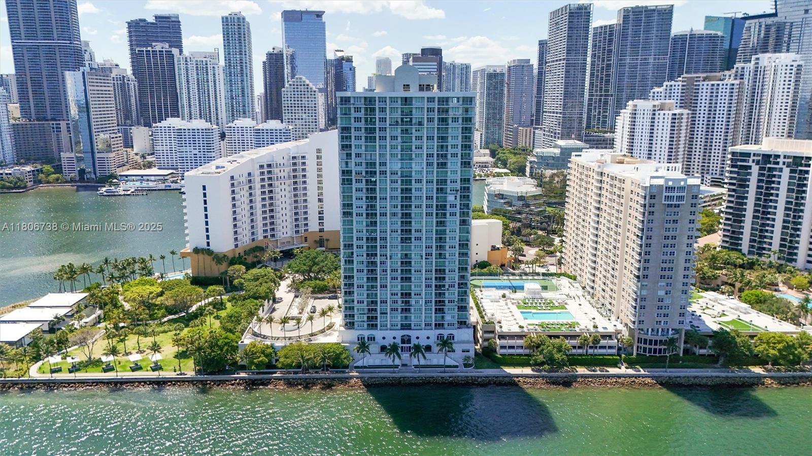 800 Claughton Island Dr 1504  Miami FL 33131 photo