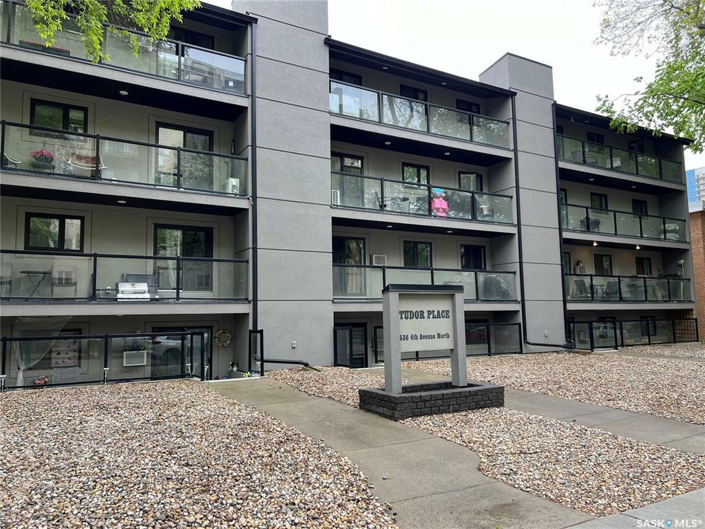 Property Photo: 536 4th Avenue N 203 SK S7K 2M7