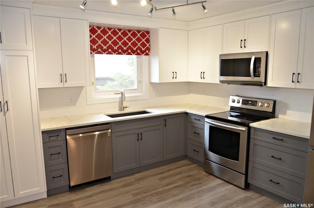 3130 Louise Street 108  Saskatoon SK S7J 3L8 photo