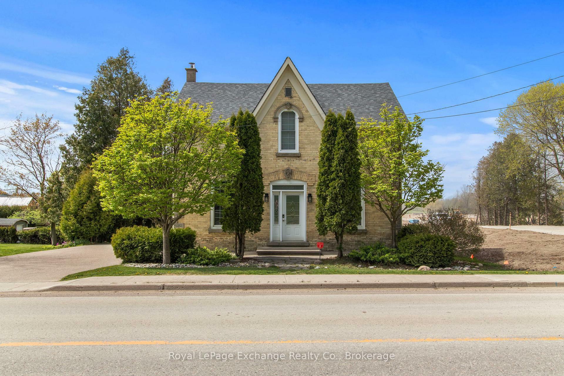 Property Photo: 1180 Queen Street ON N2Z 1G5